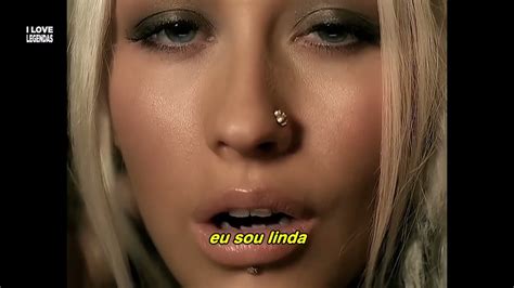 beautiful christina aguilera tradução.